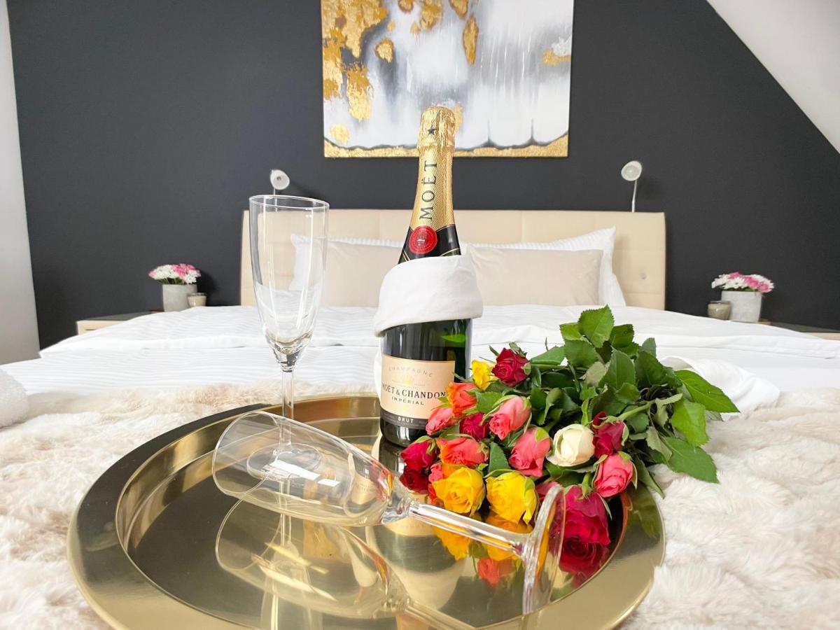 M-Style 04 Apartment Mit Balkon Und Gasgrill, 24H Self-Check-In, Free Parking, Netflix Nürnberg Eksteriør bilde
