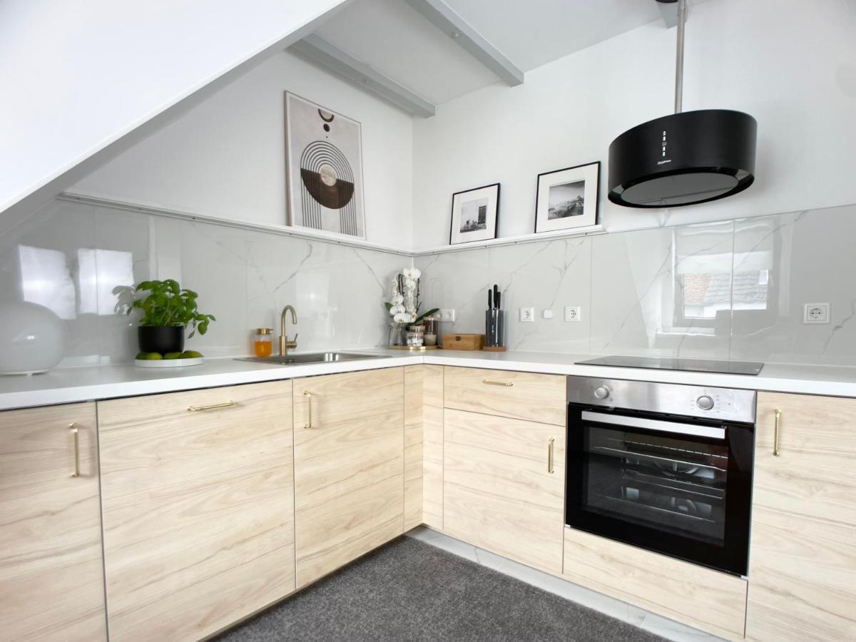 M-Style 04 Apartment Mit Balkon Und Gasgrill, 24H Self-Check-In, Free Parking, Netflix Nürnberg Eksteriør bilde