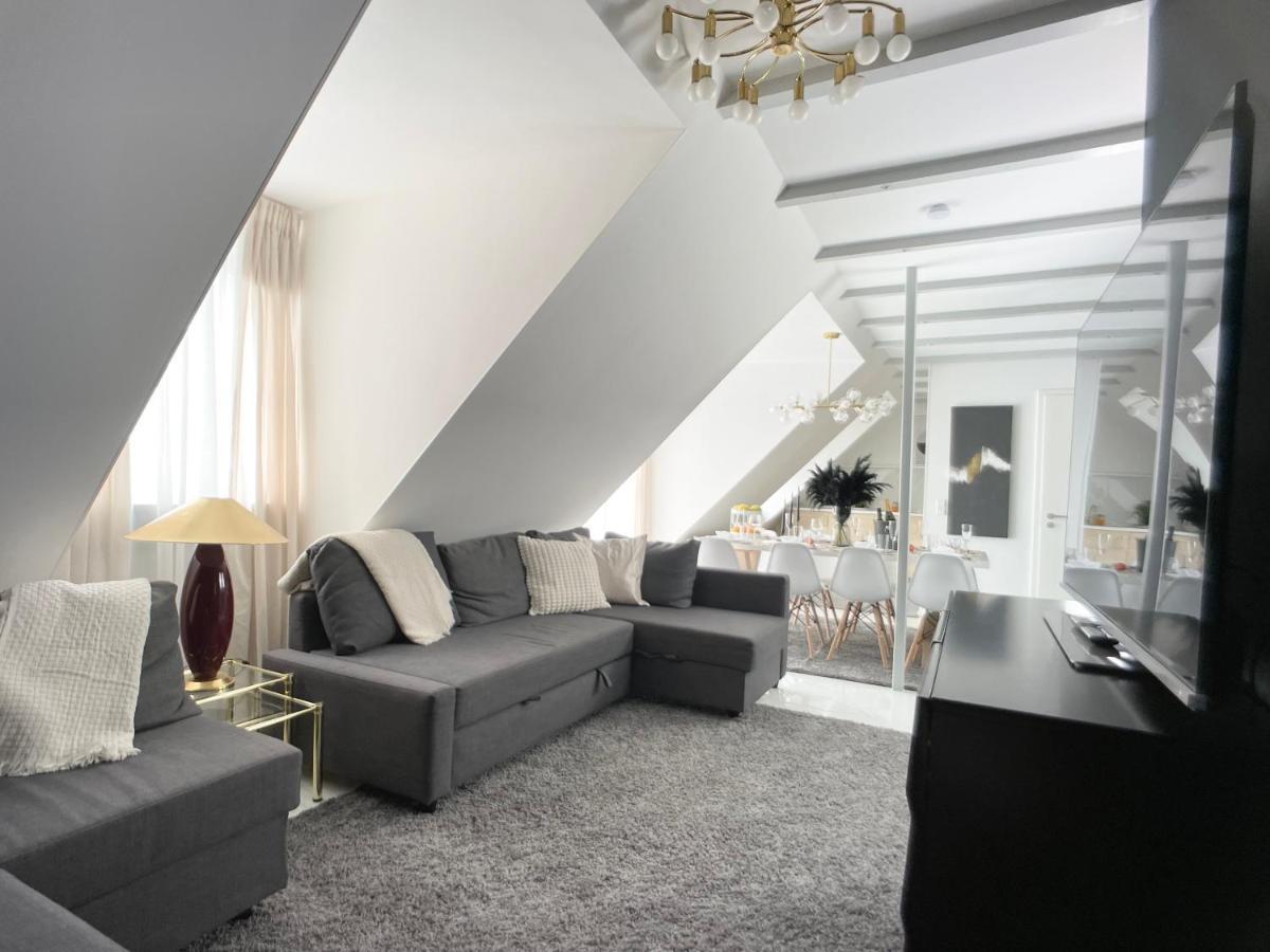 M-Style 04 Apartment Mit Balkon Und Gasgrill, 24H Self-Check-In, Free Parking, Netflix Nürnberg Eksteriør bilde