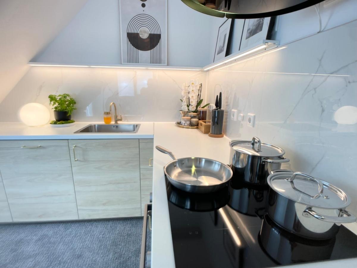 M-Style 04 Apartment Mit Balkon Und Gasgrill, 24H Self-Check-In, Free Parking, Netflix Nürnberg Eksteriør bilde